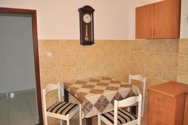 Апартаменты Трехкомнатный апартамент М Бар-14